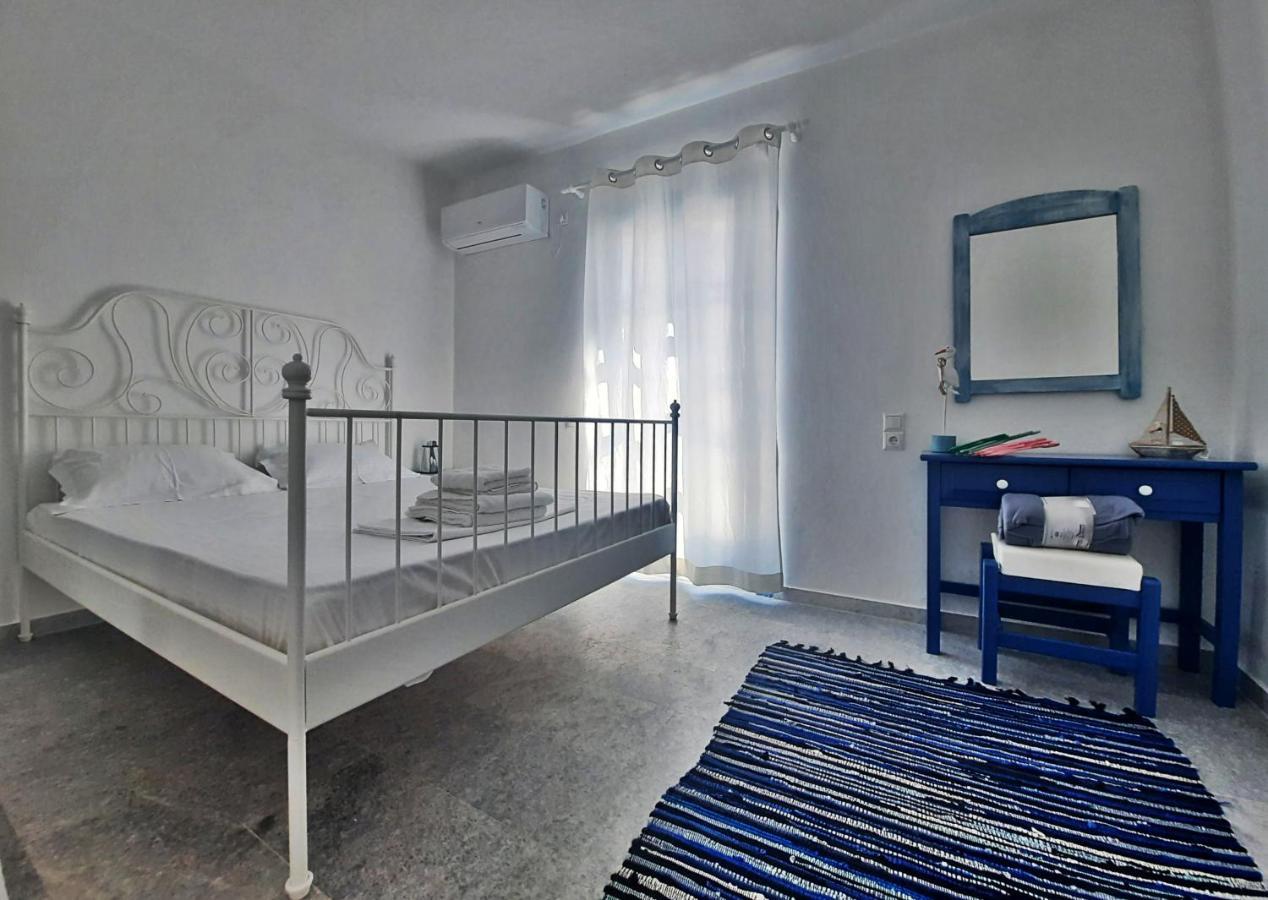 Blue In Naxos Hotel Naxos City Екстериор снимка