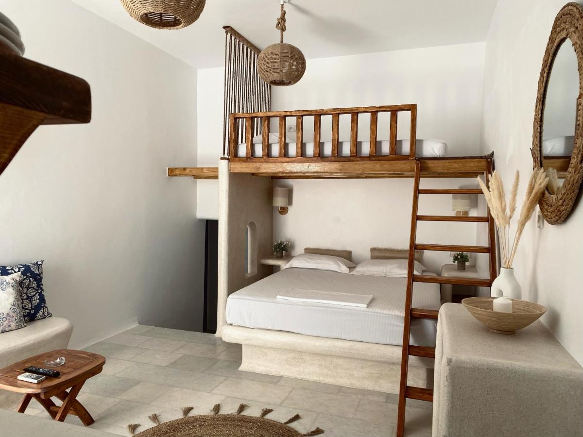 Blue In Naxos Hotel Naxos City Екстериор снимка
