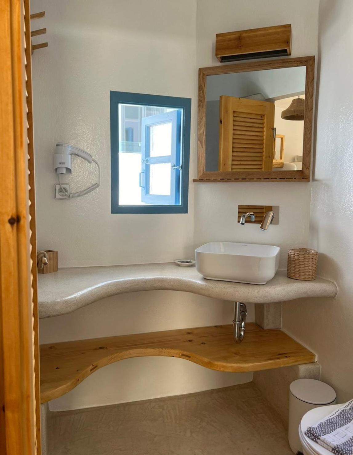Blue In Naxos Hotel Naxos City Екстериор снимка
