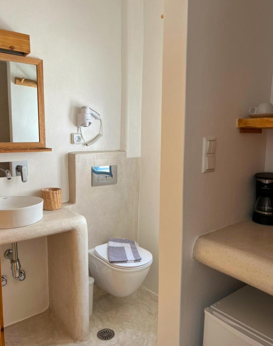 Blue In Naxos Hotel Naxos City Екстериор снимка